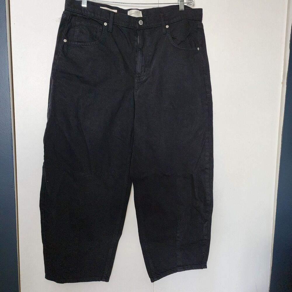 Universal Thread Women's Black High Rise Barrel Jeans Cotton Denim Size 16 nwot